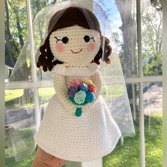 Meet your Posher, Julie - Picture 2 of 16